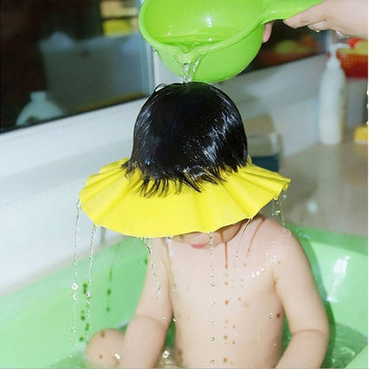 Visière chapeau pour douche bébé I ShampooCap™ - BabyLve
